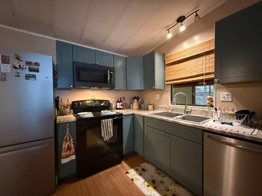 4112 Lakeview Dr S a Ellenton, FL Mobile or Manufactured Home for Sale